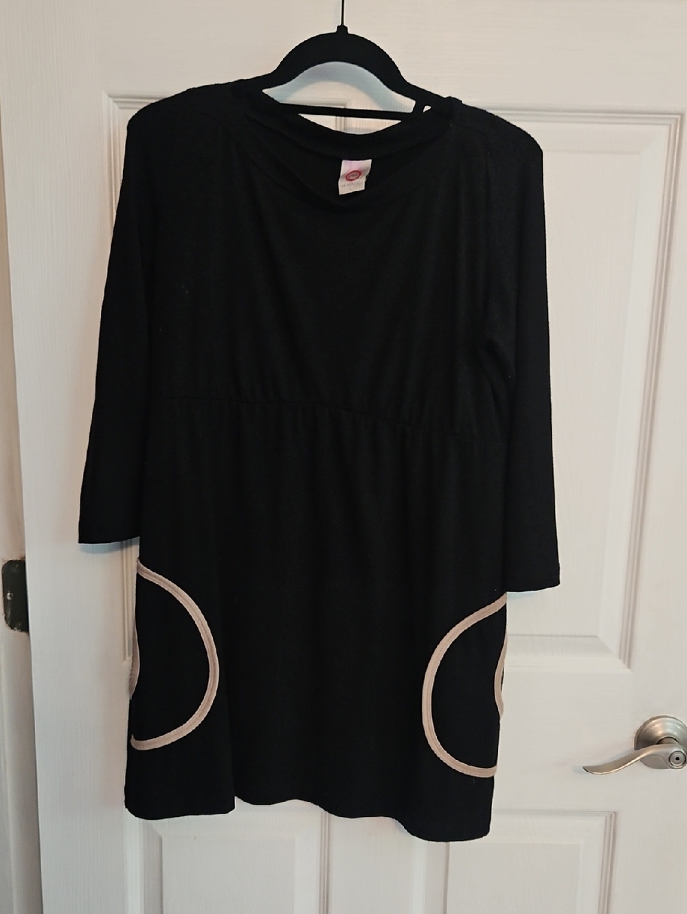 JW Maternity Black Pocket Trim Long Sleeve Dress